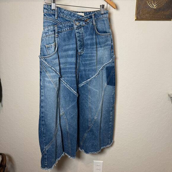Women's Pilcro Anthropologie Reworked Patched Denim Blue Jean Midi Skirt Size 4 - Picture 1 of 11